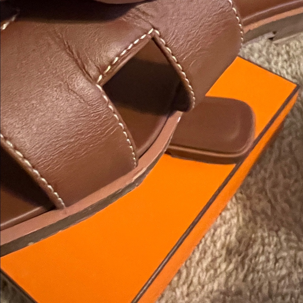 Hermès Oran Sandal - Picture 6 of 10